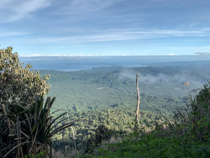 L'ile Halmahera où se trouve le volcan Ibu.