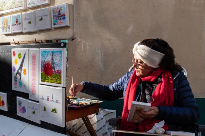 Portrait photographique d'une peintre de Montmartre