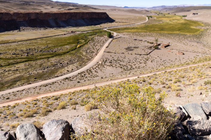 Image photographique de la Vega de los Patos asséchée par l'exploitation du lithium