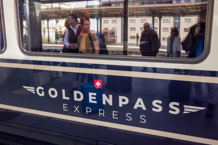 Photo du logo du train Goldenpass express